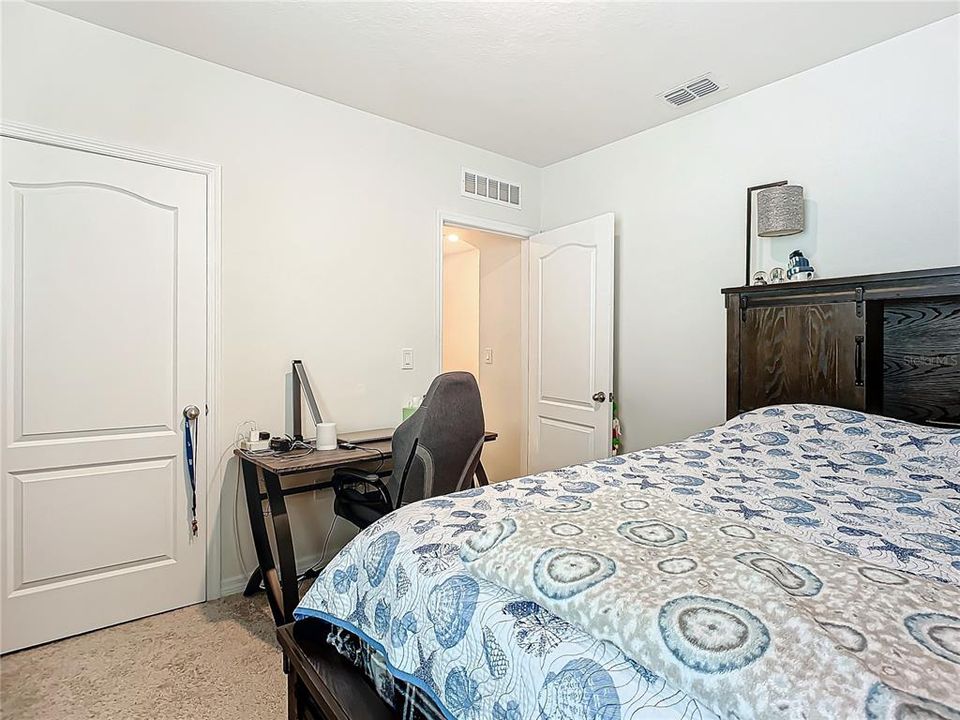 For Sale: $335,000 (3 beds, 2 baths, 1685 Square Feet)