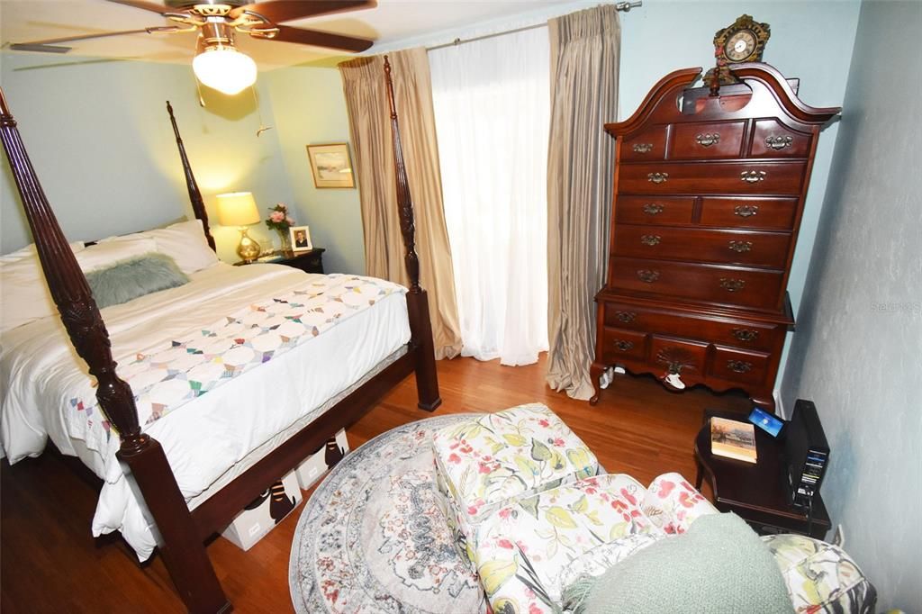 En Venta: $479,900 (2 camas, 2 baños, 1176 Pies cuadrados)