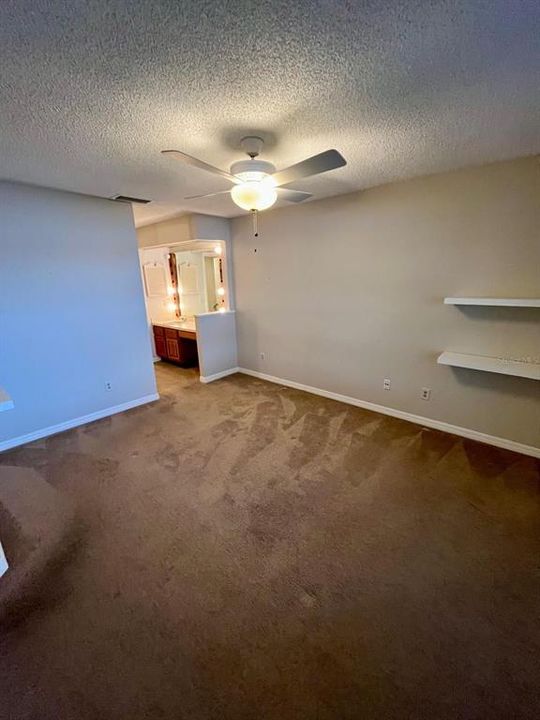 For Rent: $2,500 (3 beds, 2 baths, 1606 Square Feet)