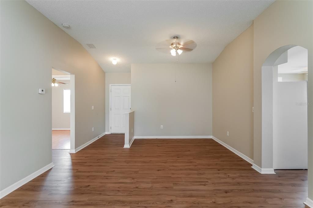 For Sale: $335,000 (4 beds, 2 baths, 1554 Square Feet)