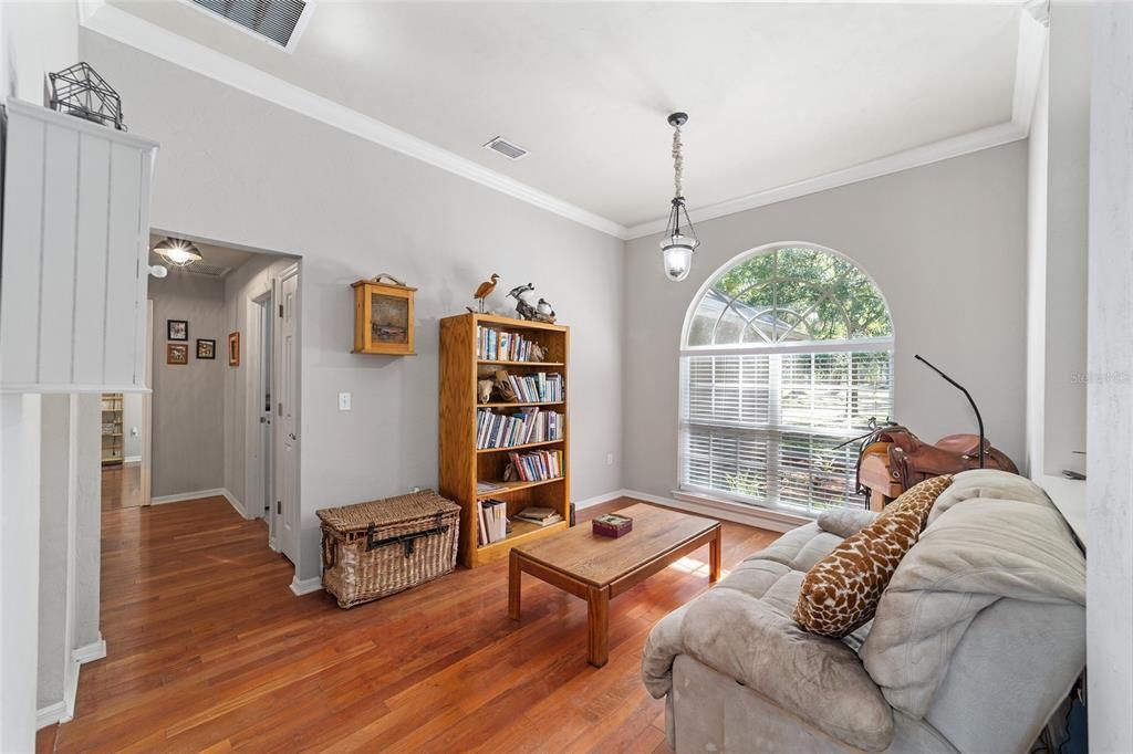 Active With Contract: $650,000 (3 beds, 2 baths, 1949 Square Feet)