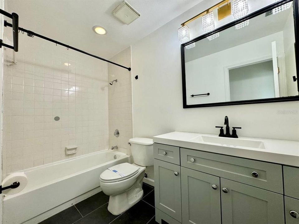 最近租的: $3,400 (3 贝兹, 2 浴室, 1440 平方英尺)