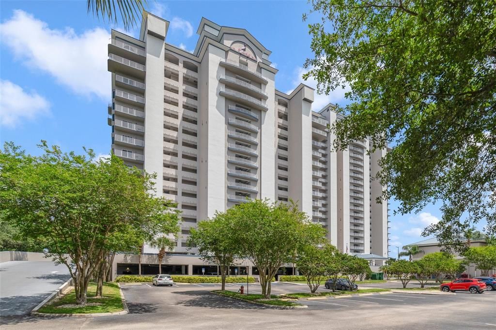 Indulge in luxury living at its finest with this impeccably maintained 2BD/2BA sixth floor condo unit nestled in the heart of Orlando's bustling attractions.