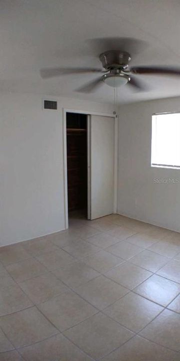 Active With Contract: $1,500 (2 beds, 2 baths, 1040 Square Feet)