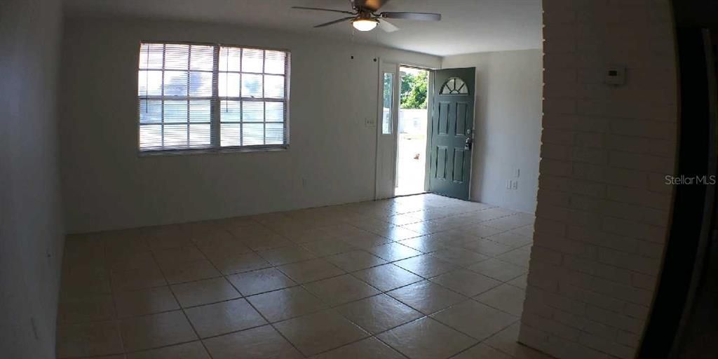 For Rent: $1,500 (2 beds, 2 baths, 1040 Square Feet)