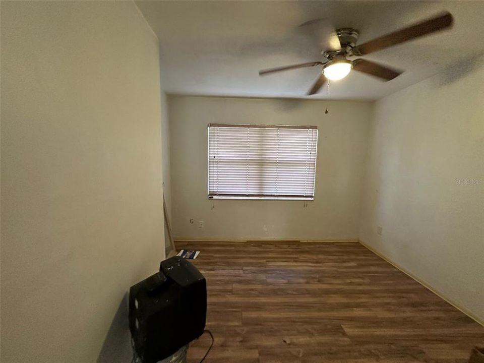 For Sale: $197,000 (0 beds, 0 baths, 1062 Square Feet)
