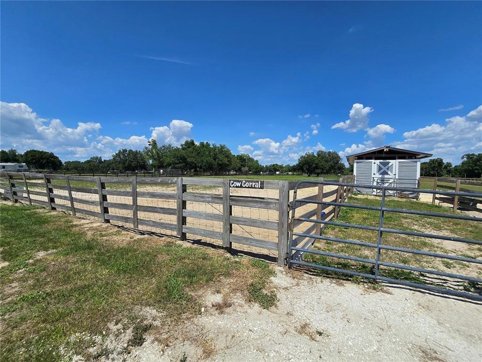 For Sale: $899,000 (2 beds, 2 baths, 1520 Square Feet)