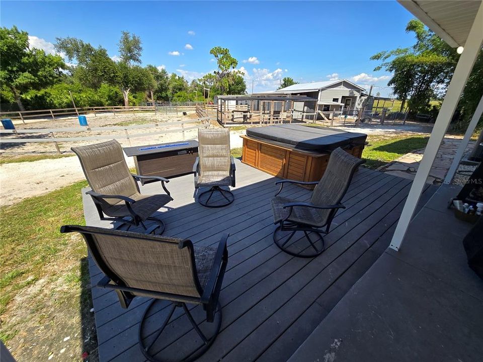 Side Deck Overlooking Horse Coral