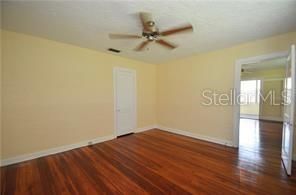 Active With Contract: $330,000 (2 beds, 1 baths, 1205 Square Feet)