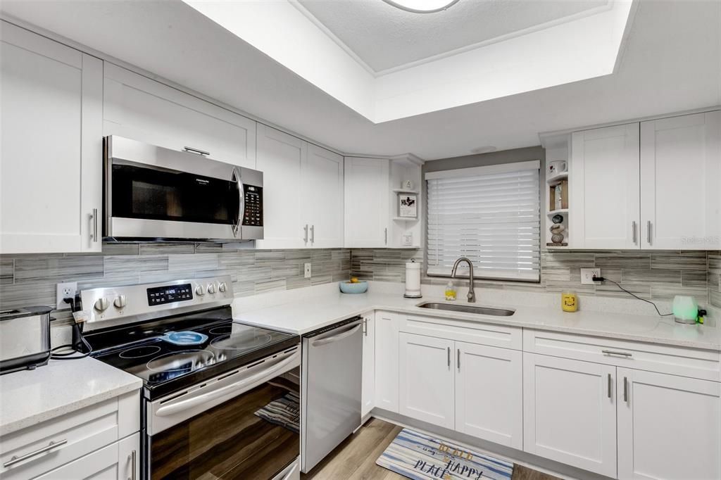 For Sale: $243,500 (2 beds, 2 baths, 1144 Square Feet)