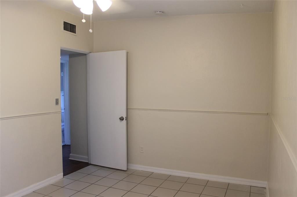 For Rent: $2,195 (3 beds, 1 baths, 1000 Square Feet)
