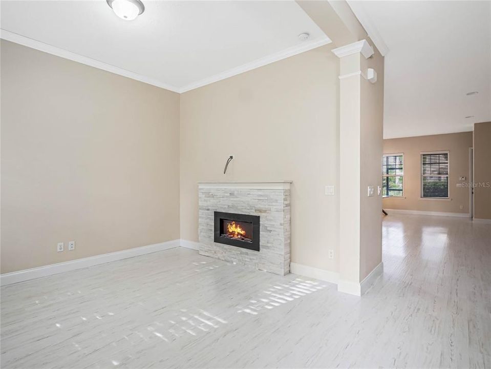 Active With Contract: $3,100 (3 beds, 2 baths, 1805 Square Feet)