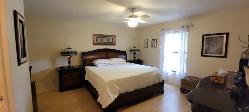 For Rent: $1,950 (2 beds, 2 baths, 1333 Square Feet)