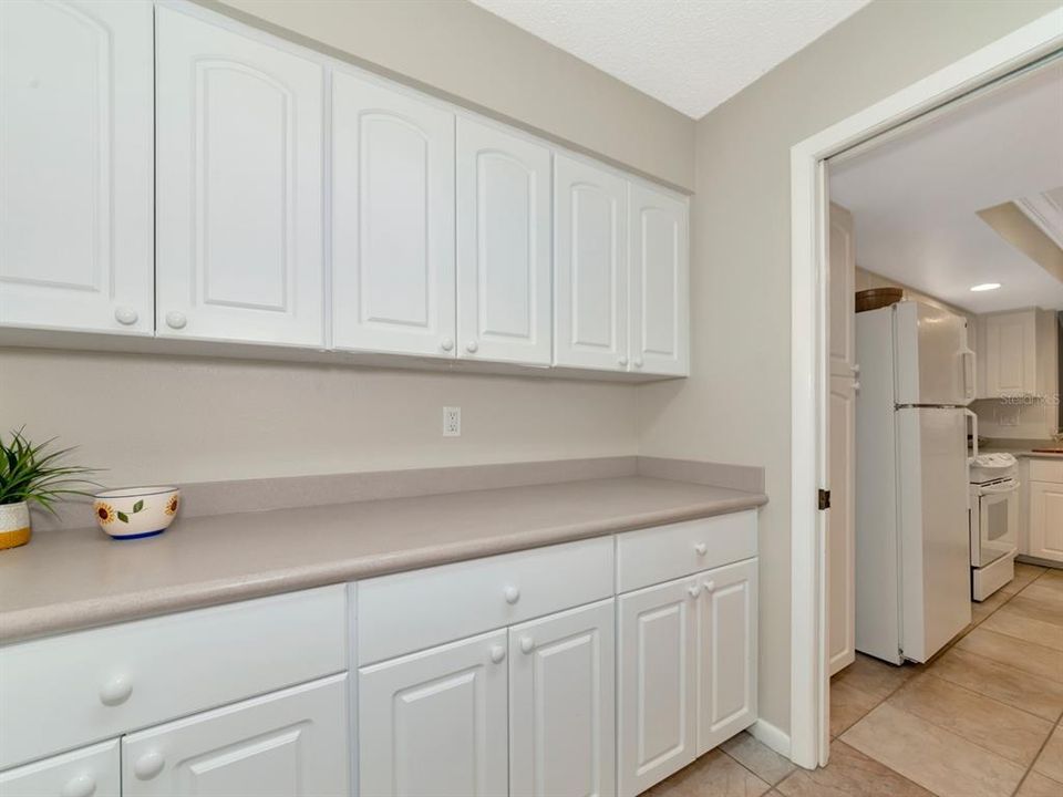 For Sale: $435,000 (3 beds, 2 baths, 2274 Square Feet)