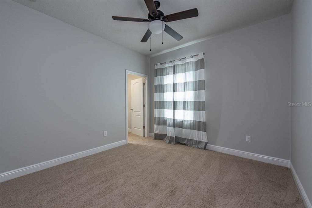 For Rent: $3,025 (3 beds, 2 baths, 2276 Square Feet)