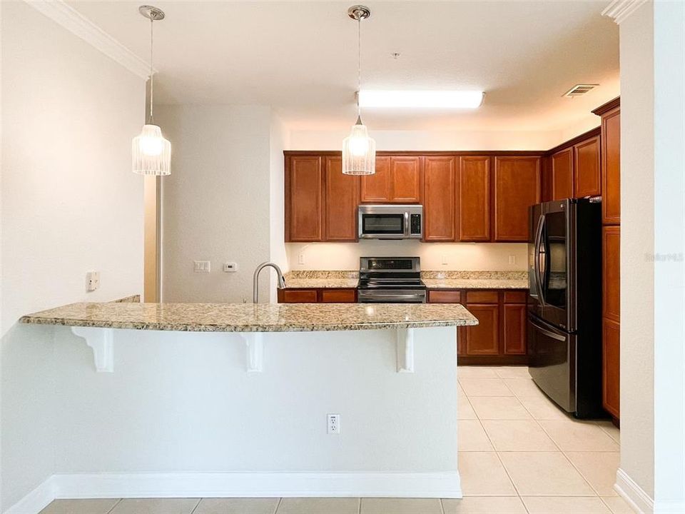 For Rent: $2,790 (3 beds, 2 baths, 2129 Square Feet)