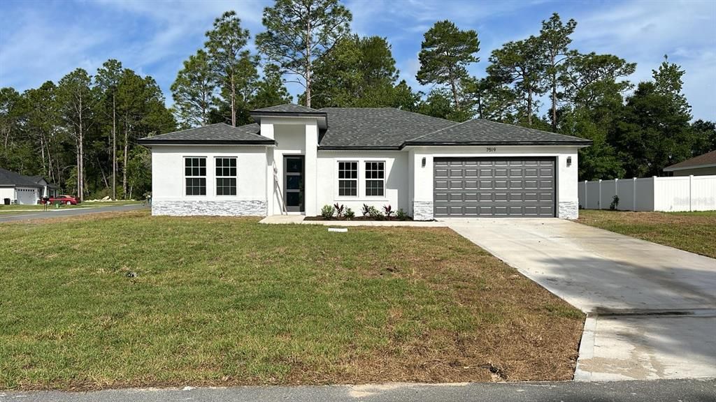 Recently Sold: $336,900 (4 beds, 2 baths, 1919 Square Feet)