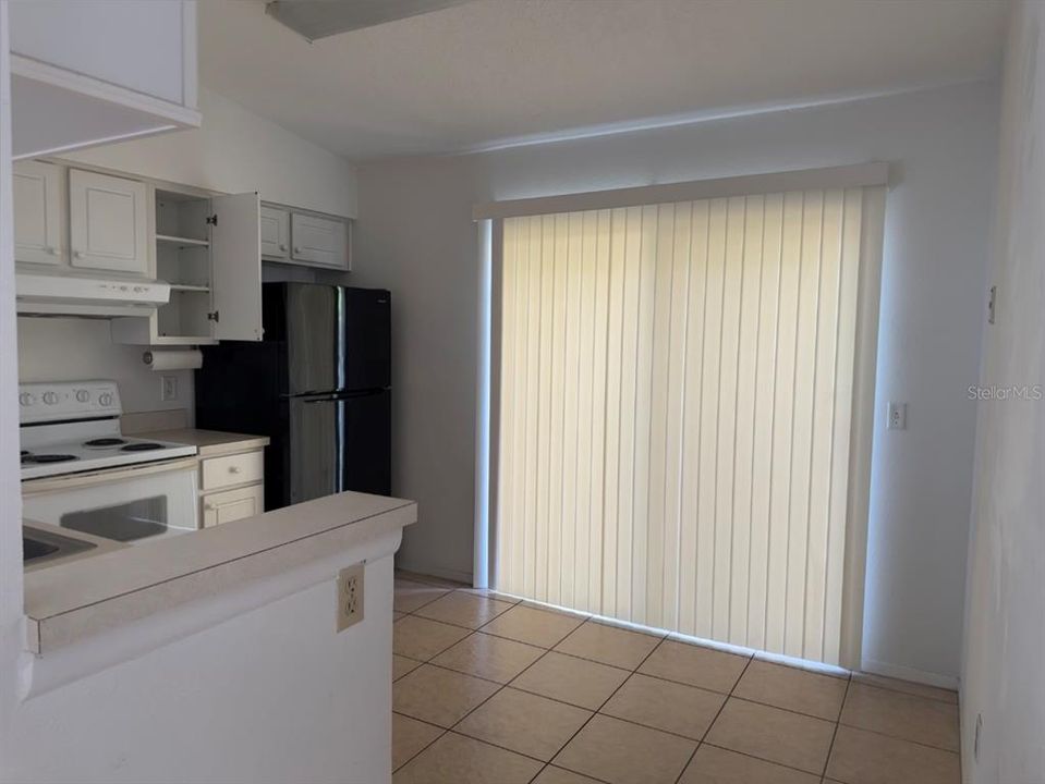 Active With Contract: $2,000 (3 beds, 2 baths, 1056 Square Feet)