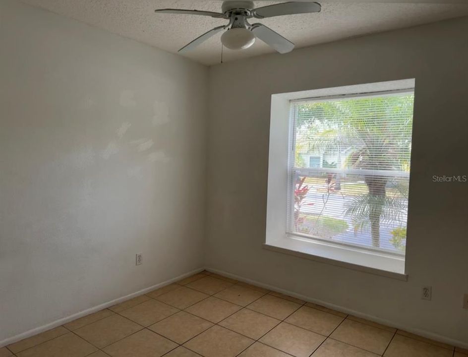 Active With Contract: $2,000 (3 beds, 2 baths, 1056 Square Feet)