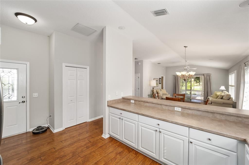 Active With Contract: $399,900 (3 beds, 2 baths, 1415 Square Feet)