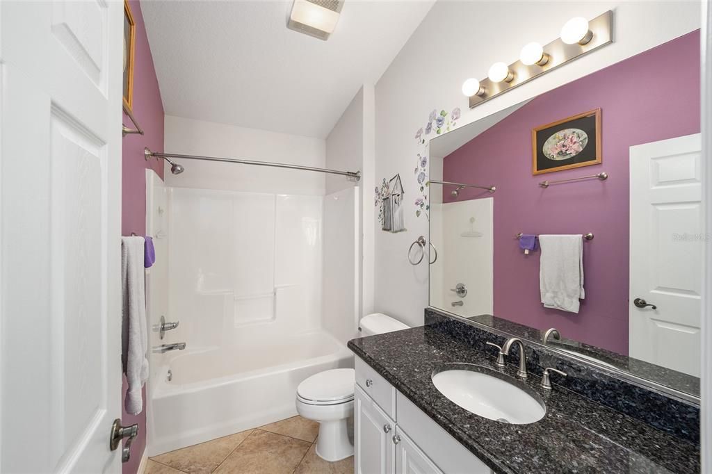 待售: $410,000 (3 贝兹, 2 浴室, 1415 平方英尺)