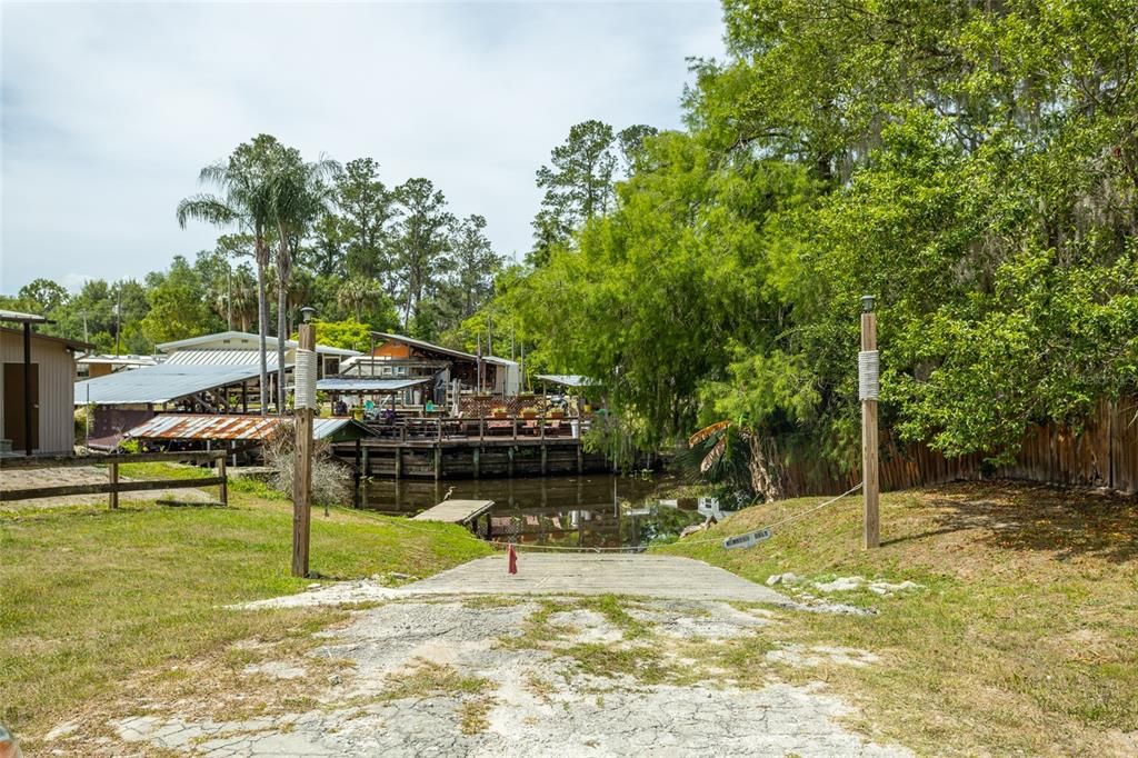 For Sale: $234,000 (3 beds, 2 baths, 1316 Square Feet)