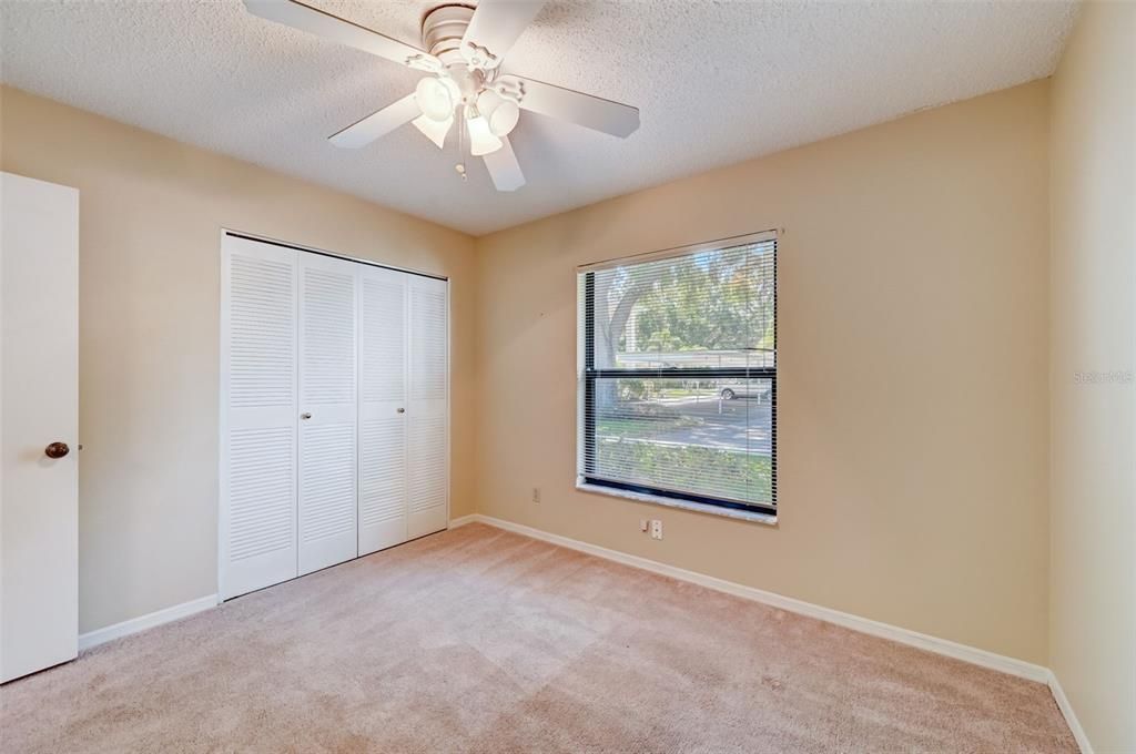 For Sale: $189,000 (2 beds, 2 baths, 1073 Square Feet)
