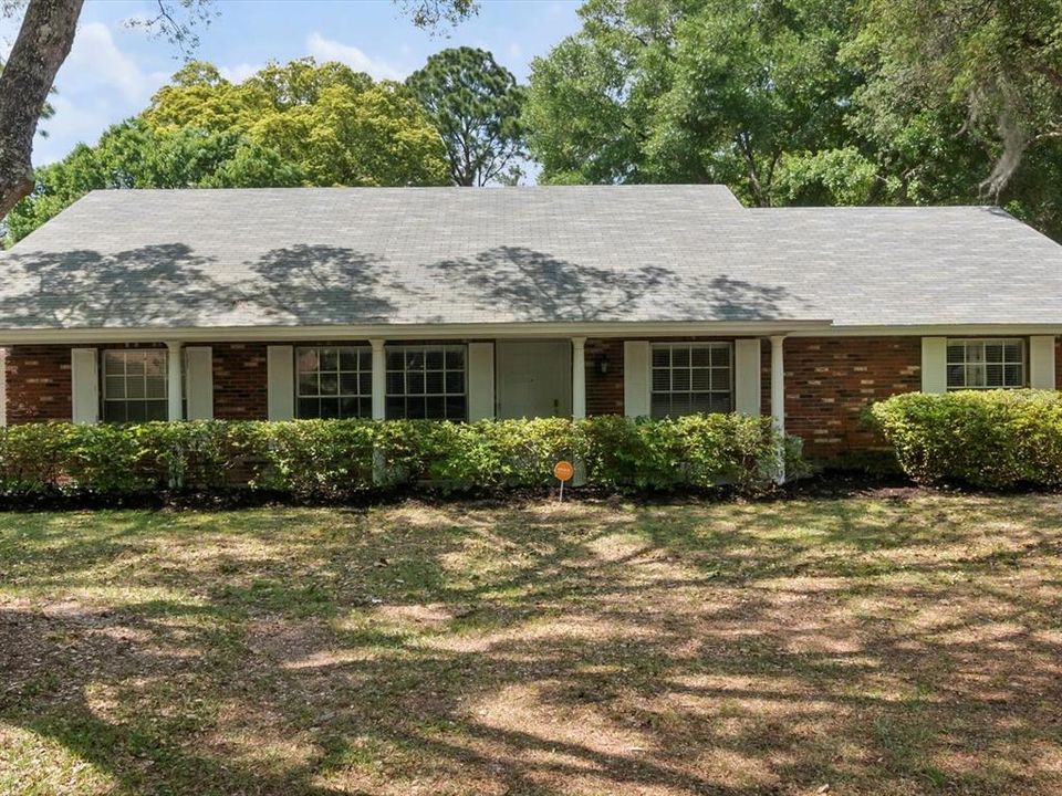 For Sale: $569,000 (3 beds, 2 baths, 2028 Square Feet)