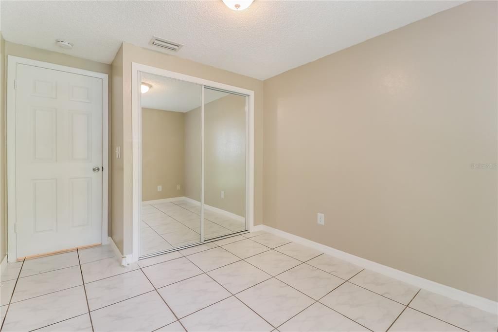 For Rent: $2,215 (3 beds, 2 baths, 1089 Square Feet)