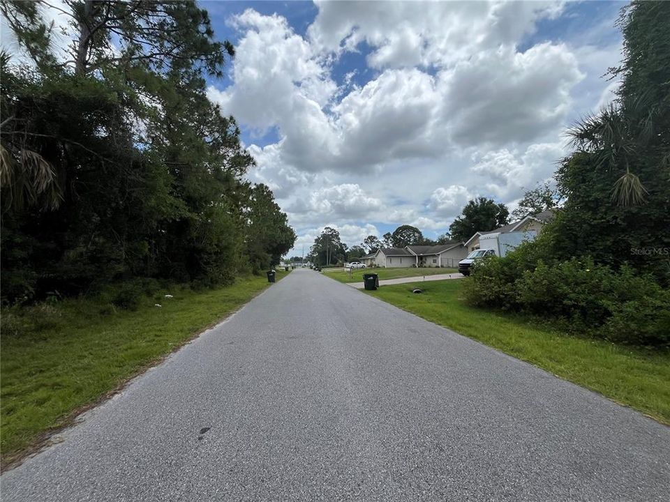 Facing Lot - Left view of Street