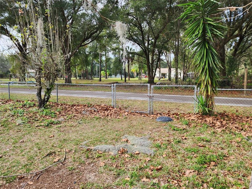 Double gate entry off Tranquil St