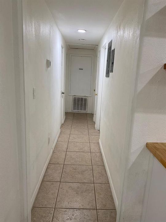 For Rent: $2,500 (3 beds, 2 baths, 1308 Square Feet)
