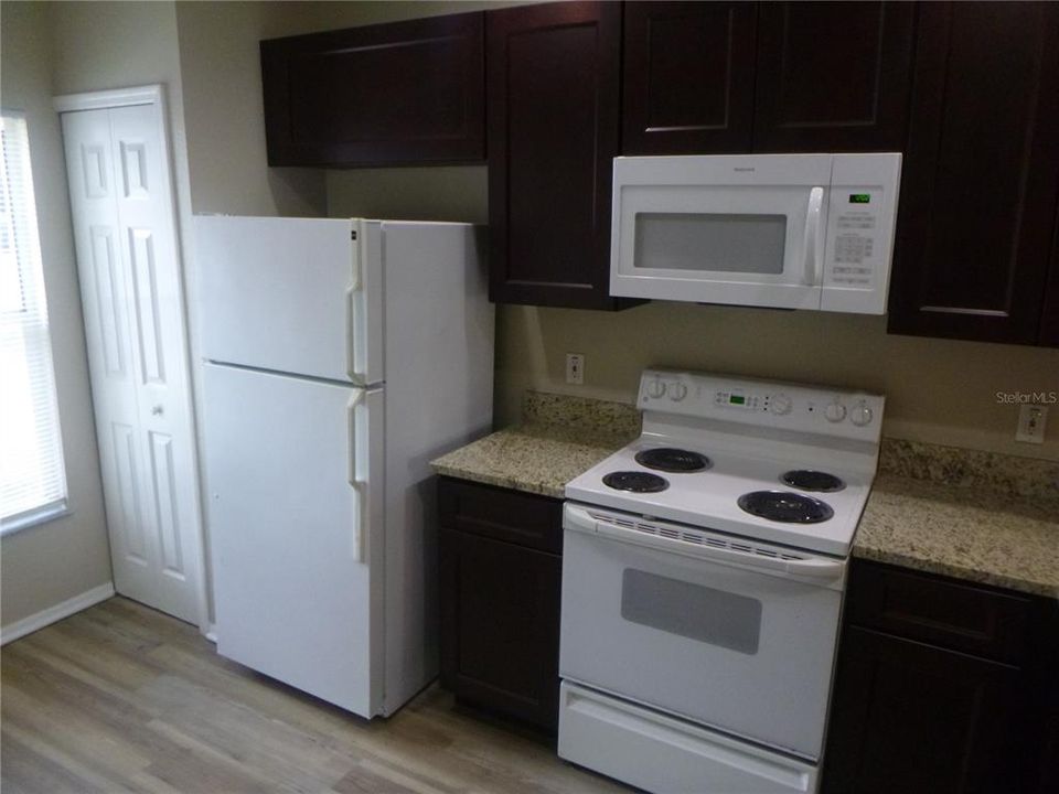 For Rent: $1,995 (2 beds, 2 baths, 1184 Square Feet)