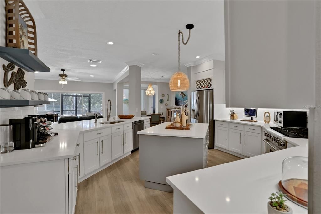 Active With Contract: $1,495,000 (5 beds, 4 baths, 3480 Square Feet)