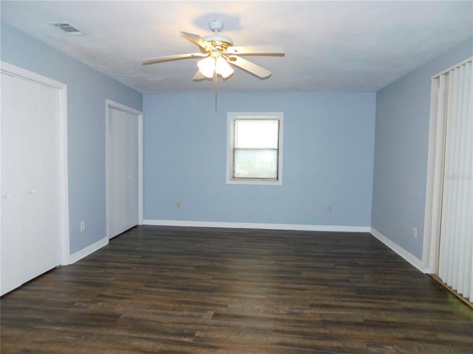 For Rent: $1,575 (3 beds, 2 baths, 1582 Square Feet)