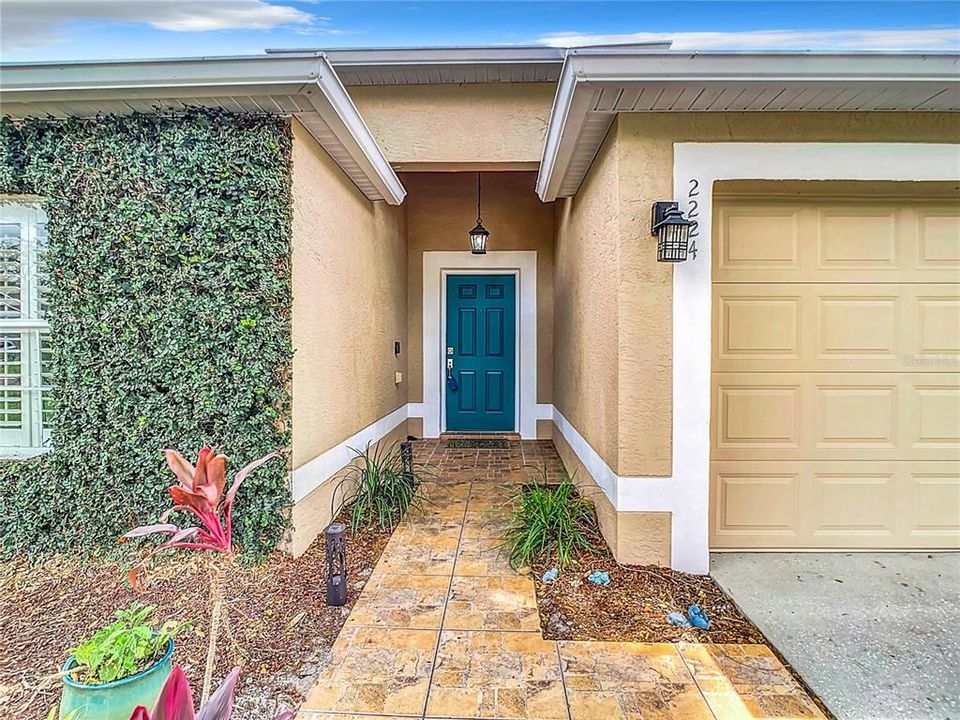 Active With Contract: $409,900 (4 beds, 2 baths, 1874 Square Feet)