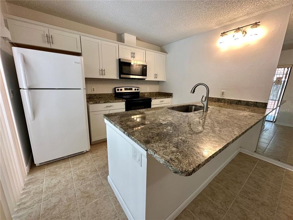 For Rent: $2,100 (2 beds, 2 baths, 1344 Square Feet)