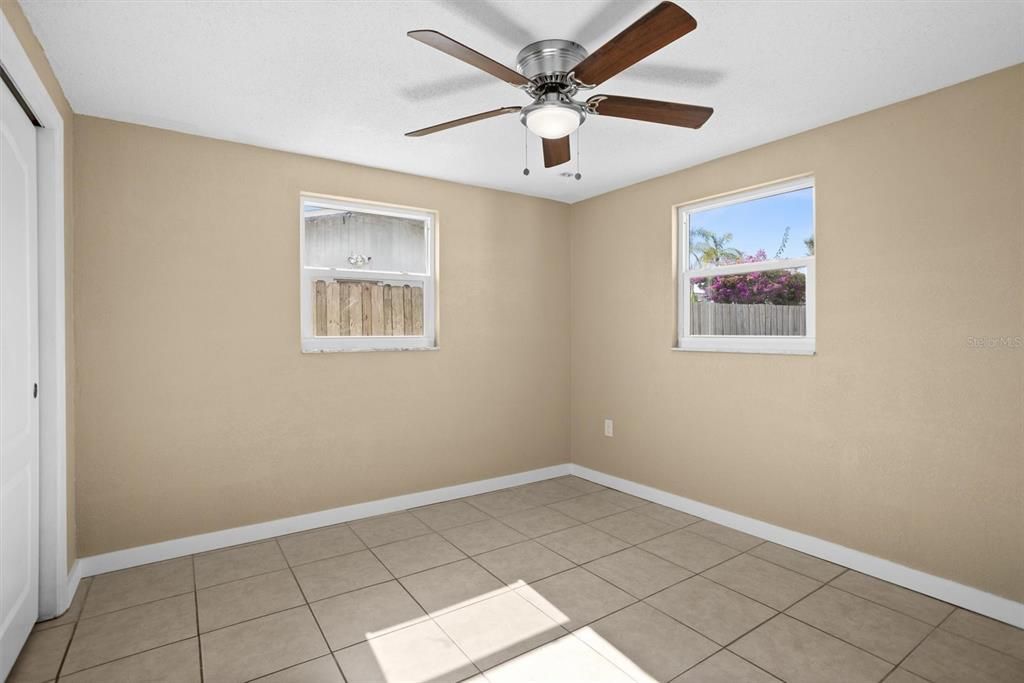 Active With Contract: $249,900 (3 beds, 2 baths, 1022 Square Feet)