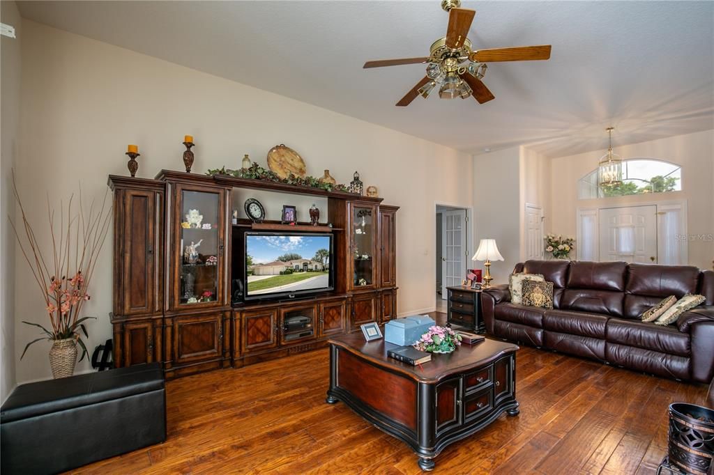 Active With Contract: $495,000 (3 beds, 3 baths, 3001 Square Feet)