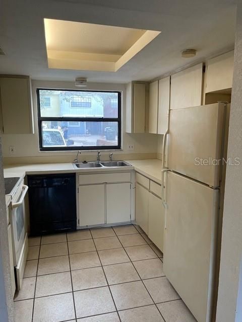 For Rent: $1,595 (2 beds, 1 baths, 1048 Square Feet)