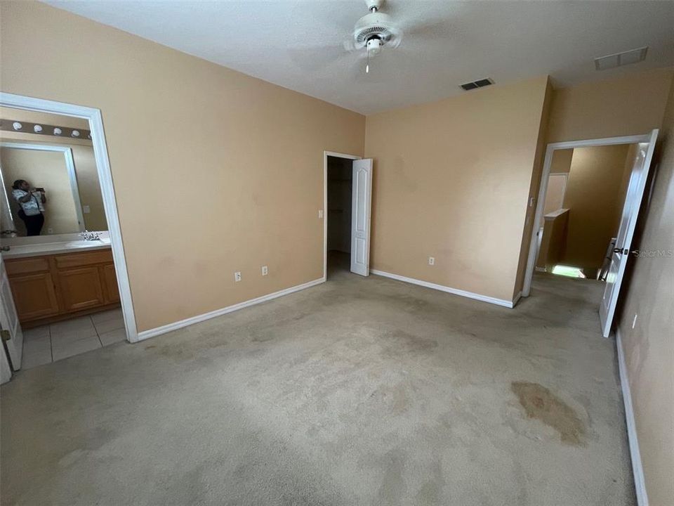 For Rent: $2,000 (3 beds, 2 baths, 1486 Square Feet)