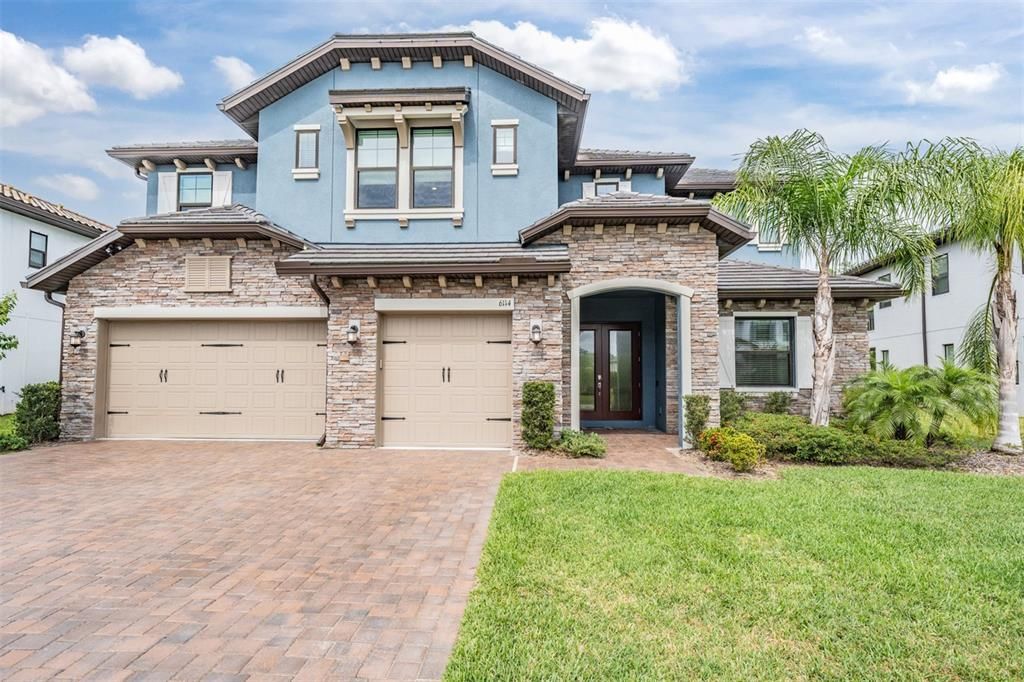 Recently Sold: $1,400,000 (5 beds, 5 baths, 4663 Square Feet)