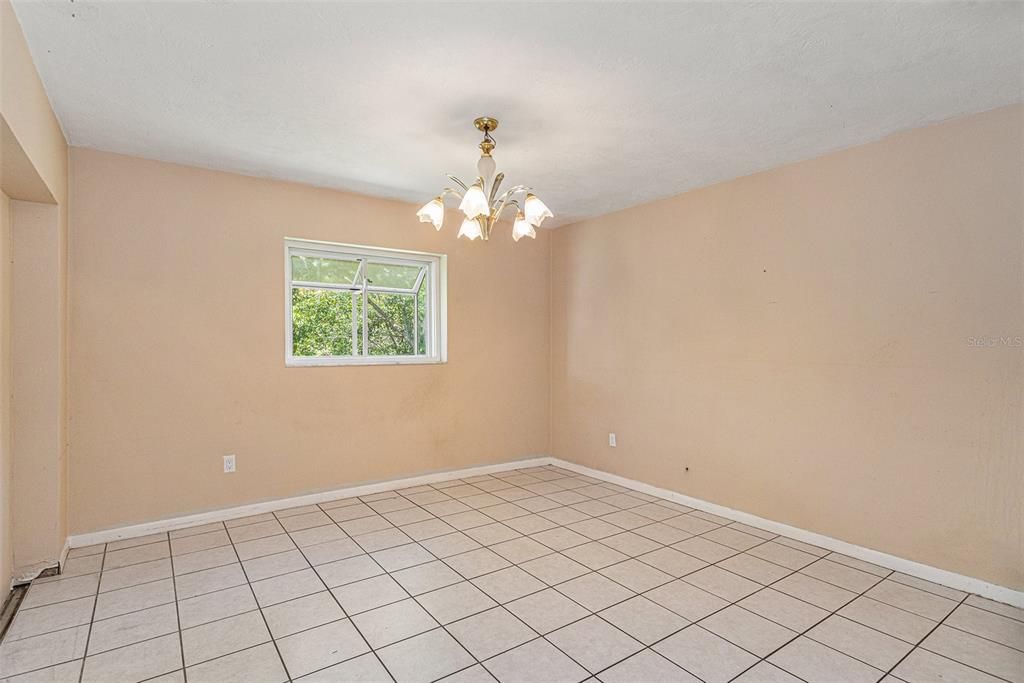 For Sale: $205,000 (4 beds, 2 baths, 1778 Square Feet)