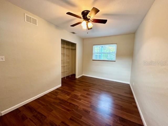 For Sale: $224,900 (1 beds, 1 baths, 818 Square Feet)