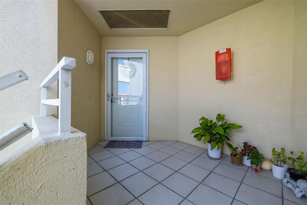 For Sale: $450,000 (2 beds, 2 baths, 1145 Square Feet)