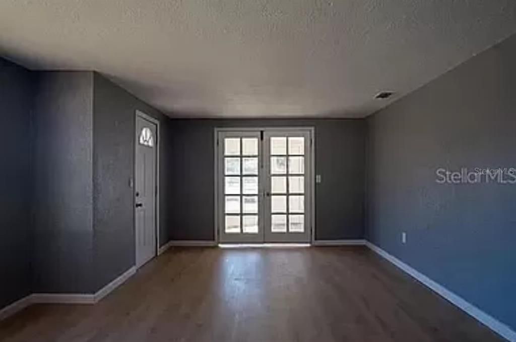 For Sale: $199,000 (3 beds, 1 baths, 1567 Square Feet)