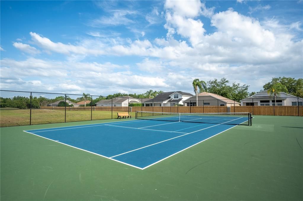 Community Tennis and Pickle Ball Courts