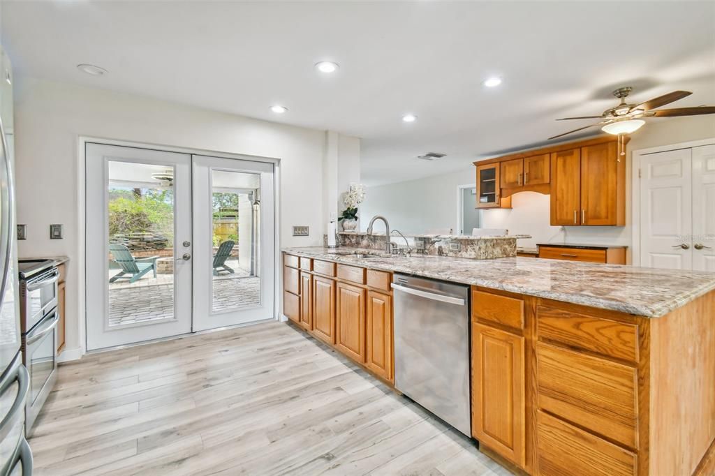 Active With Contract: $630,000 (3 beds, 3 baths, 2012 Square Feet)