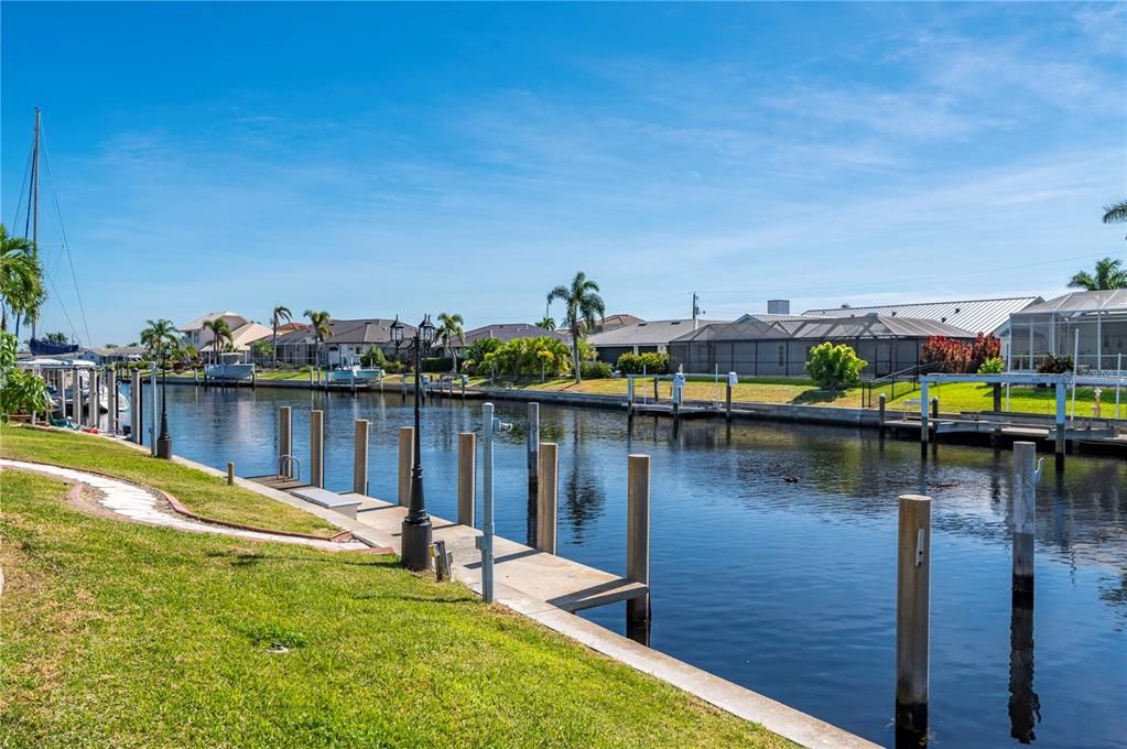 For Sale: $948,000 (4 beds, 2 baths, 2671 Square Feet)