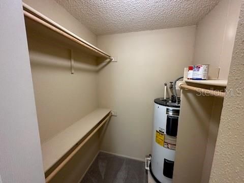 For Sale: $165,000 (1 beds, 1 baths, 645 Square Feet)